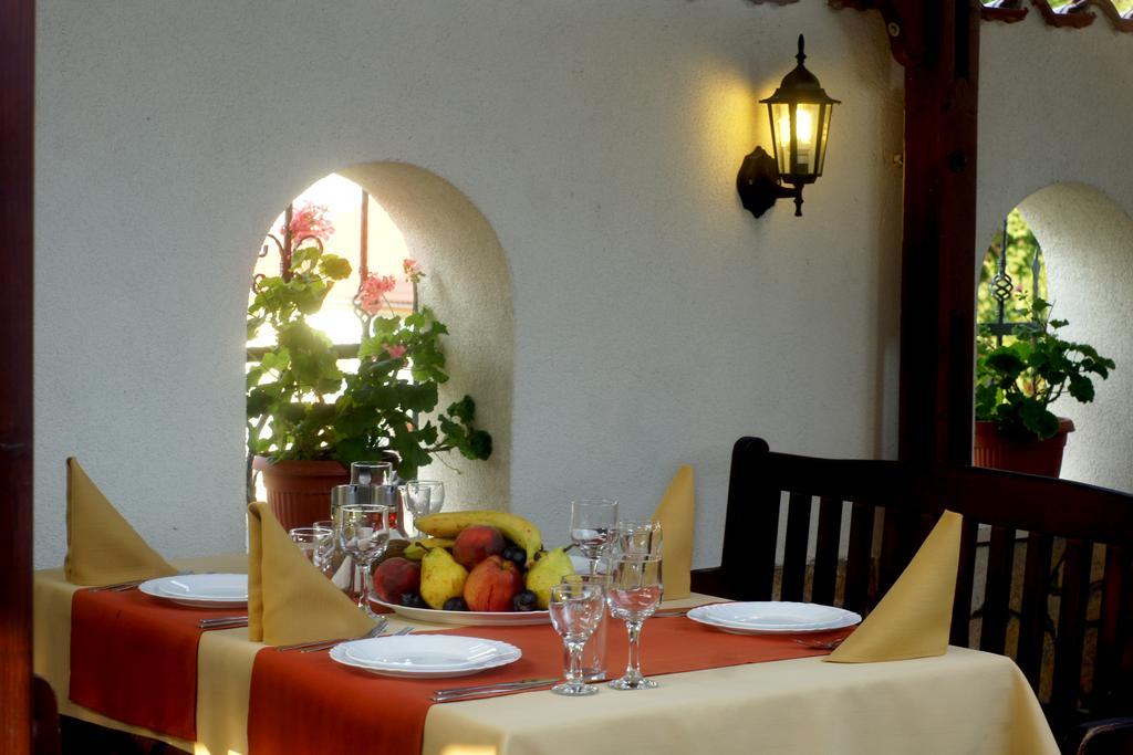Family Hotel St. Constantine And Helena Ivaylovgrad Exterior photo
